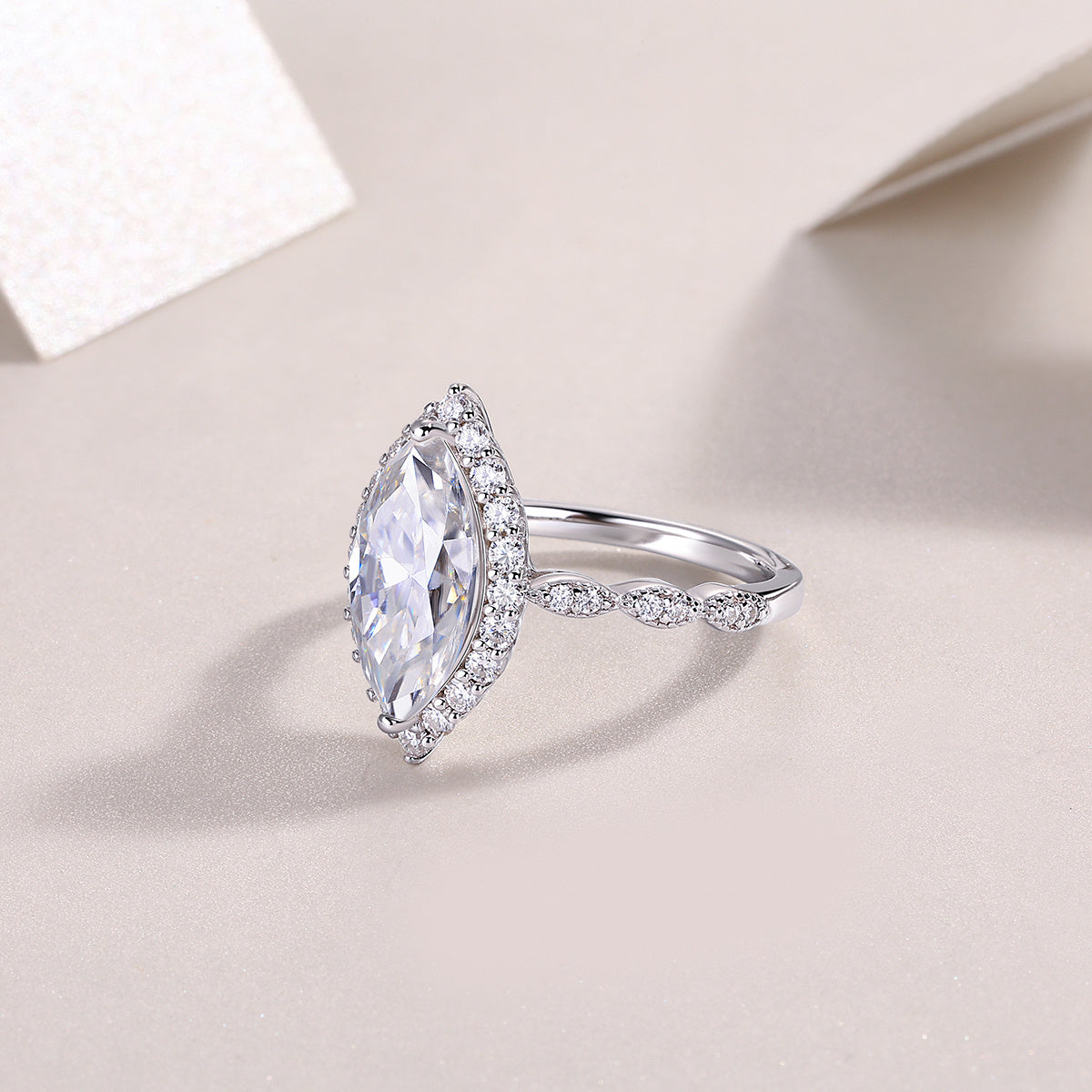 Starlight Craze – Platinum-Plated Moissanite Ring in S925 Sterling Silver with Luxurious Diamond Detail