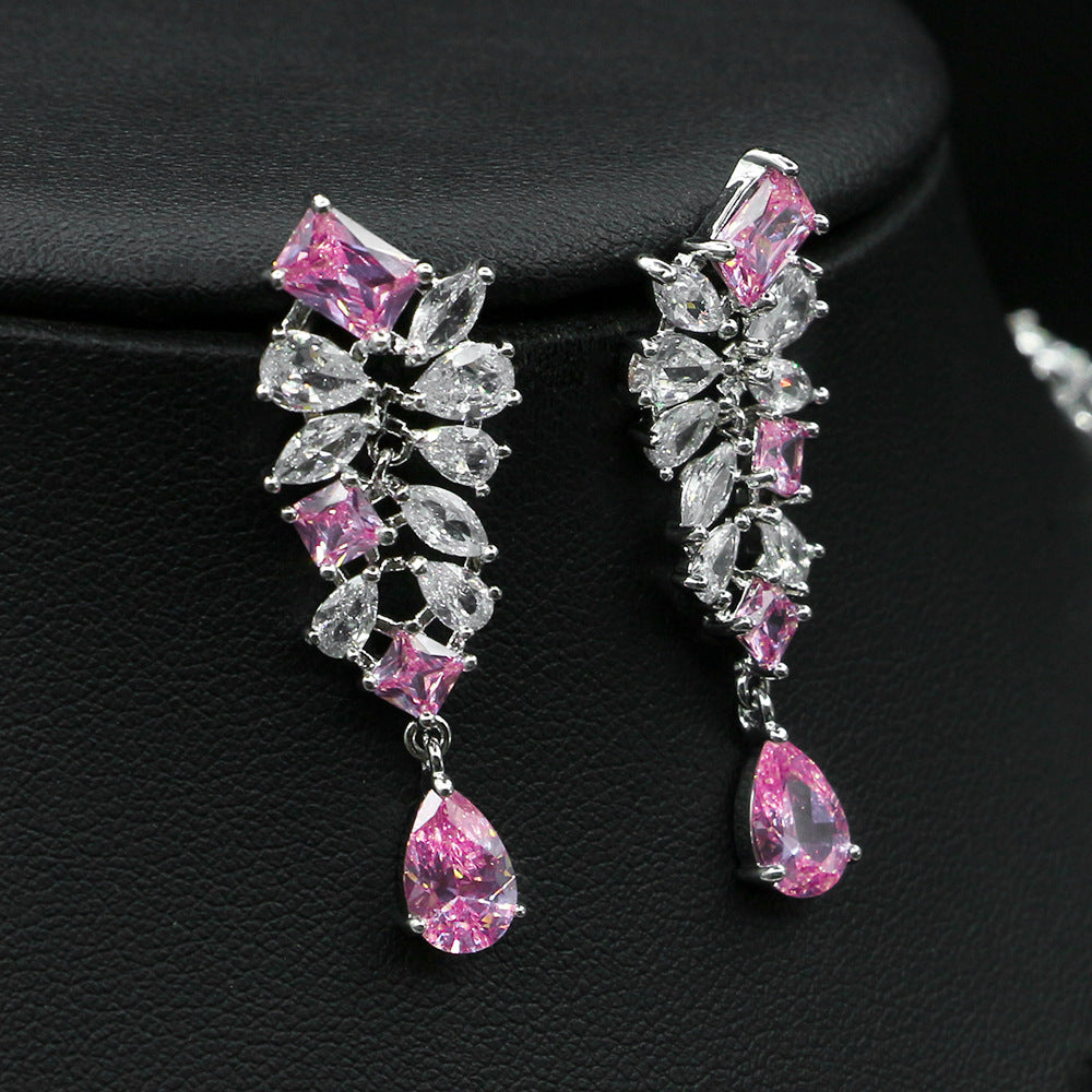 Elegant bridal jewelry set with zircon necklace and stud earrings