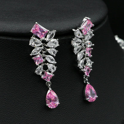 Elegant bridal jewelry set with zircon necklace and stud earrings