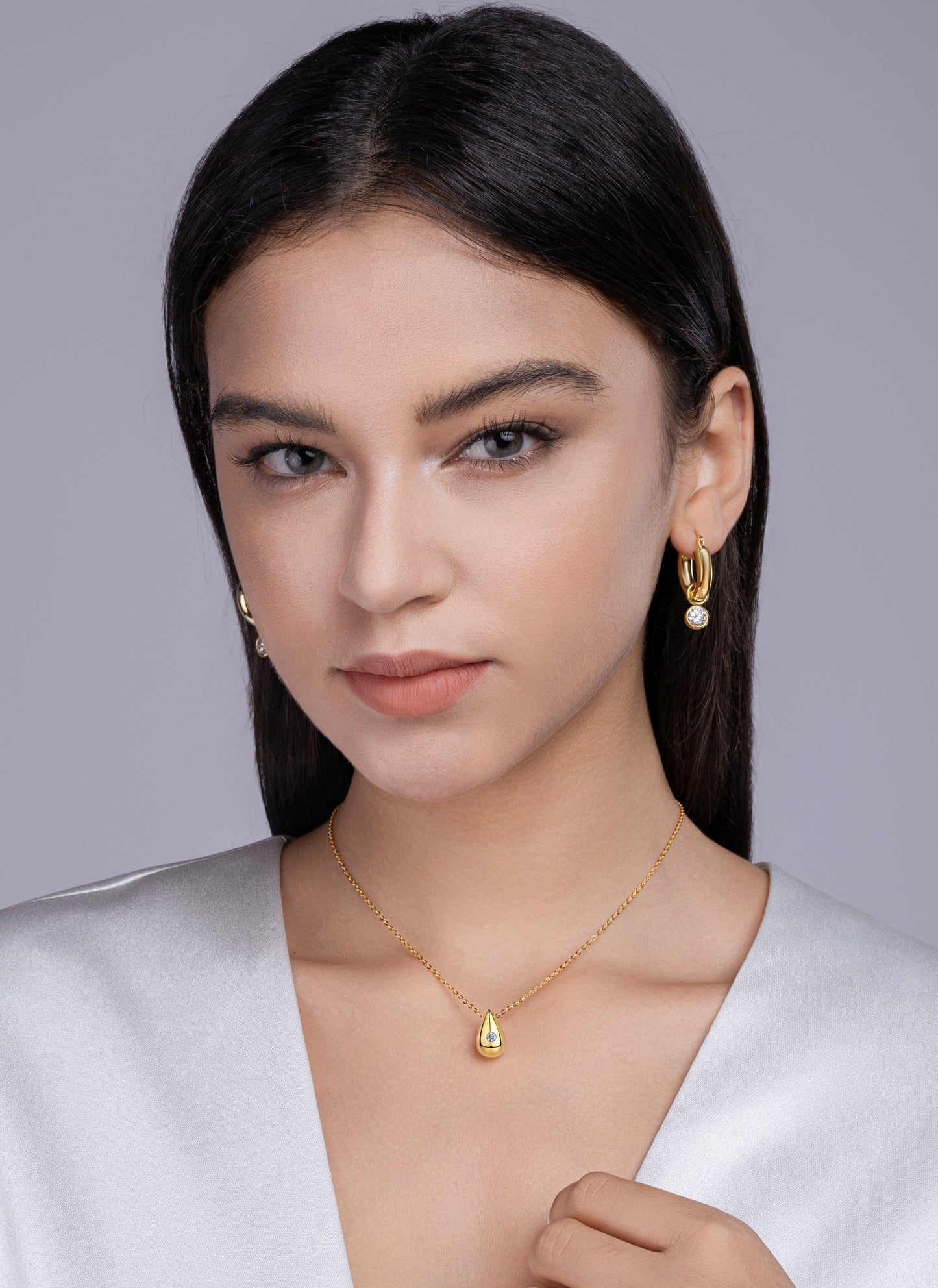 Dreamy Water Drop moissanite necklace pendant set crafted in S925 silver with gold plating, diamond-tested quality